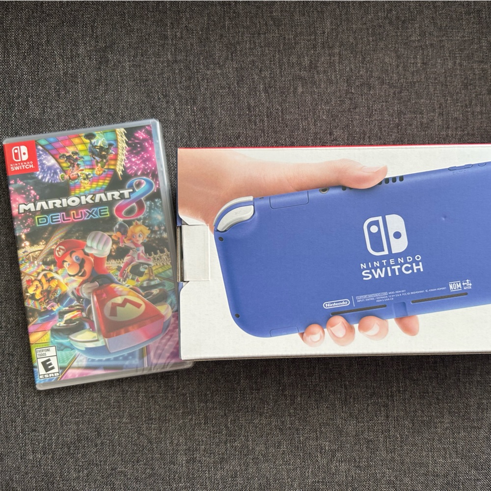 Nintendo Switch Lite and Mario Kart game